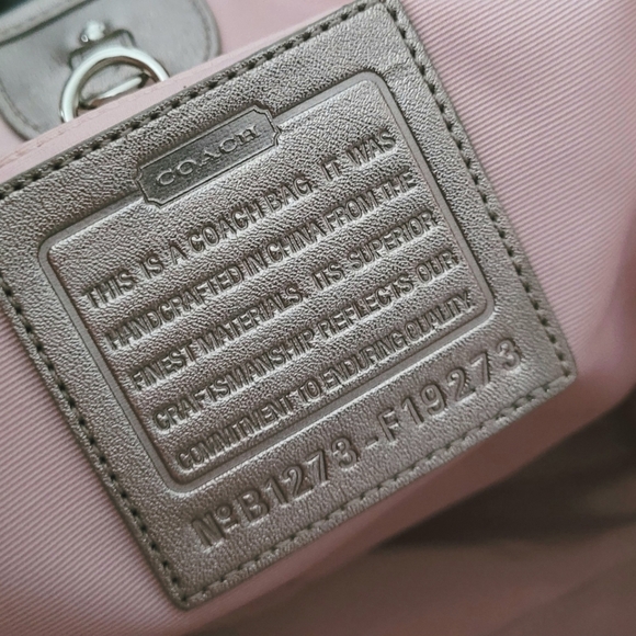 Coach Cream And Coral Shell Tote - Picture 16 of 16